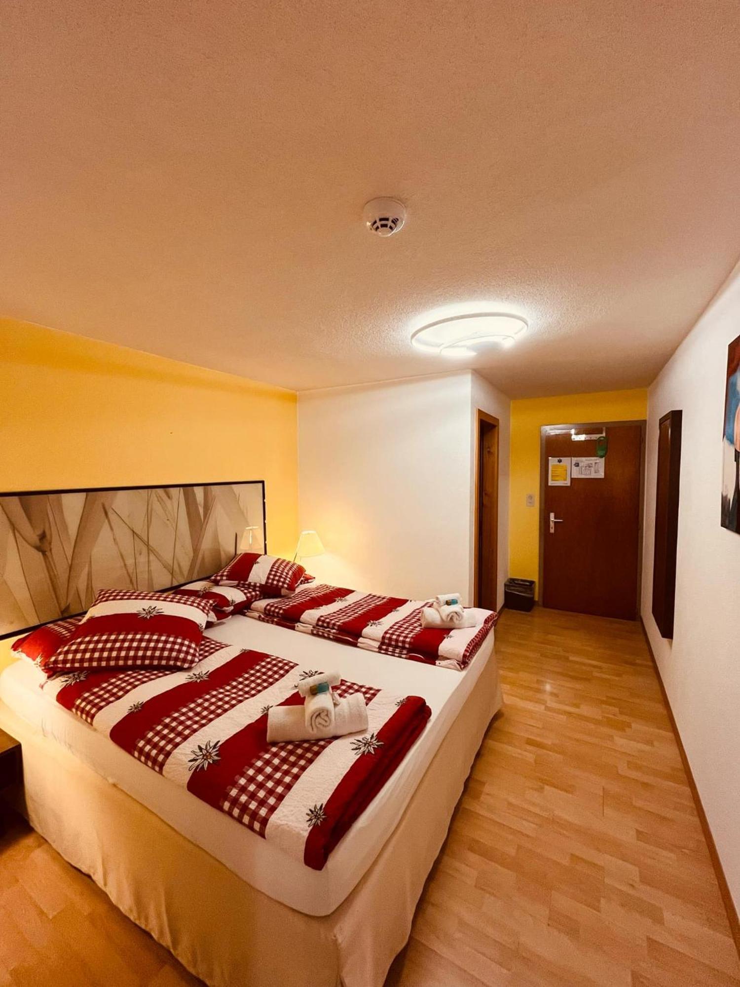 Hotel Rhoneblick Guttet-Feschel Luaran gambar